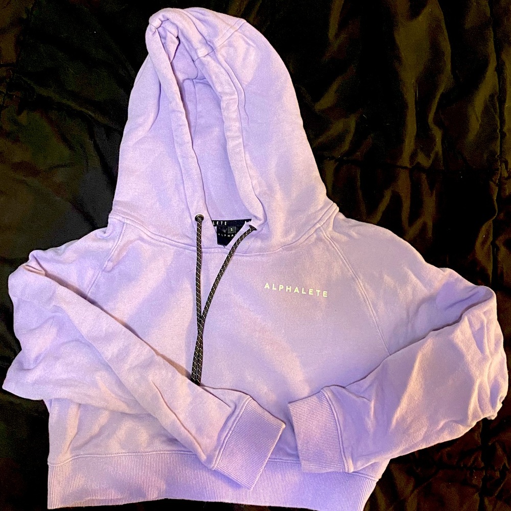 Alphalete Crop Sweatshirt